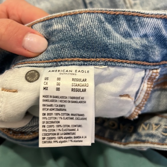 American Eagle Mom Straight Jeans Size 00 - Picture 8 of 9